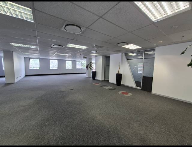 333M² OFFICE TO LET IN SANDTON CENTRAL
